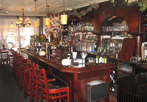 Bistro Les Amis Bar View